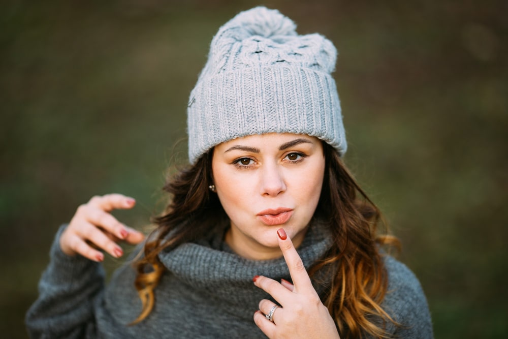 How to Keep Lips Hydrated in Winter: Expert Tips How to Keep Lips Hydrated in Winter